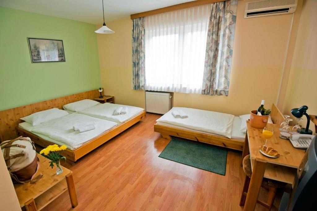 Motel Kod Bakija Karlovac Oda fotoğraf